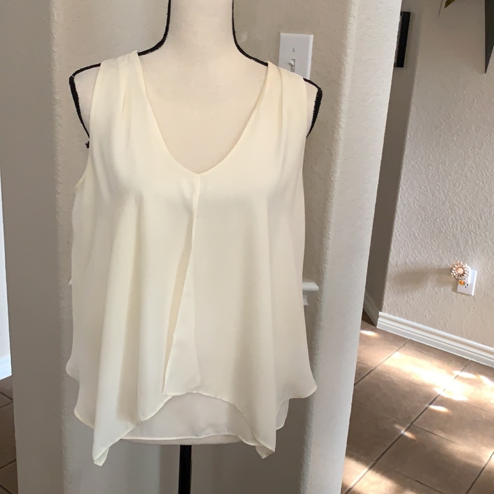 Metaphor ivory sheer asymmetrical hemline tank top Size M